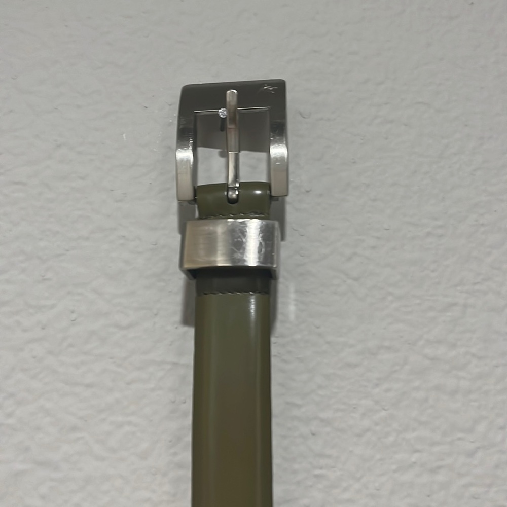 Kenneth Cole olive green belt